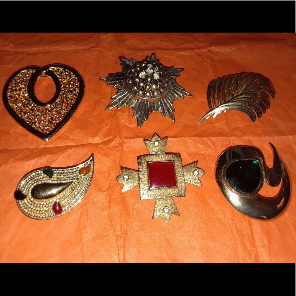 Costume Jewelry,6 pins are brooches, GoldTone